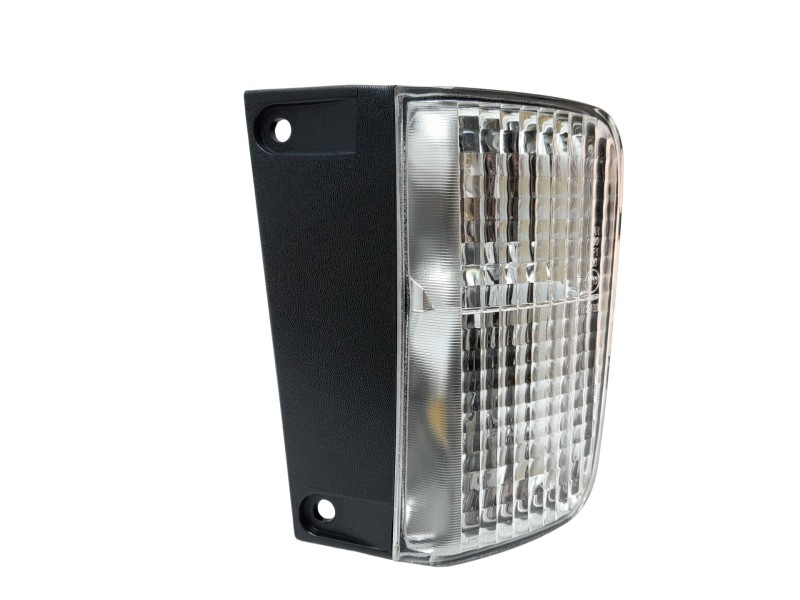 Recambio de piloto marcha atras para renault trafic caja cerrada (ab 4.01) referencia OEM IAM  4412787 104LLH621/5420502/OP93244
