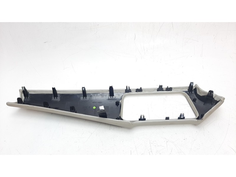Recambio de moldura para nissan micra v (k14) 0.9 cat referencia OEM IAM 684115FA0A  