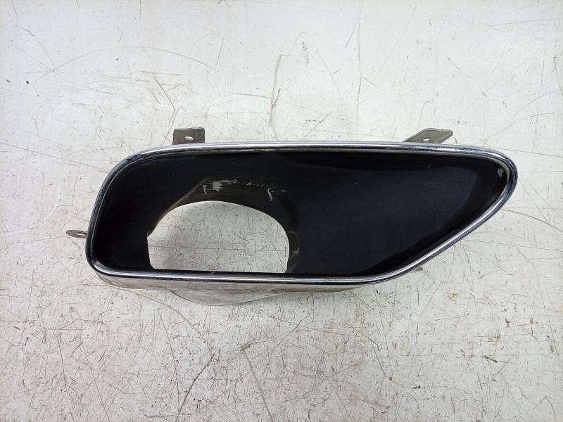 Recambio de embellecedor para audi a4 b9 (8w2, 8wc) 40 tfsi mild hybrid referencia OEM IAM  8W0253825E 