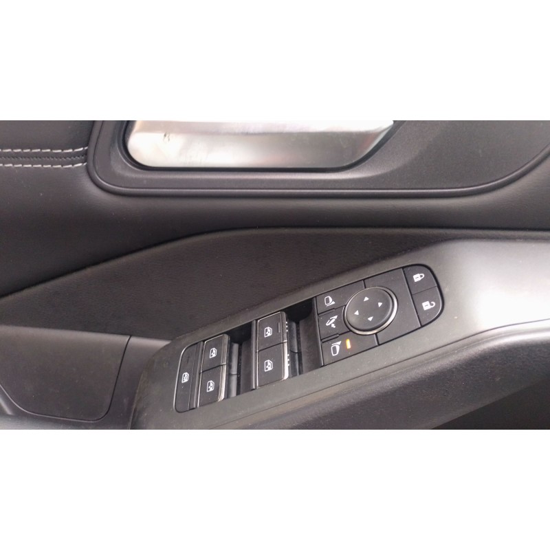 Recambio de mando elevalunas delantero izquierdo para nissan qashqai iii (j12) 1.5 vc-t referencia OEM IAM   