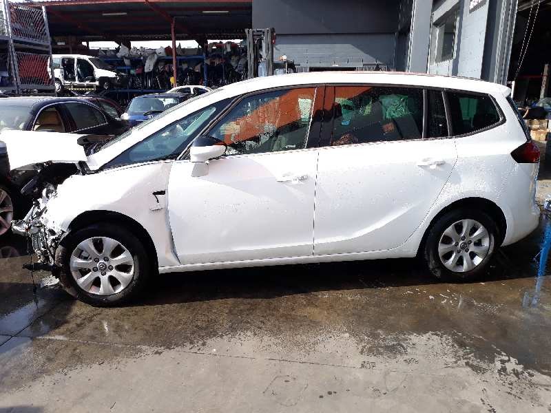 opel zafira tourer del año 2017