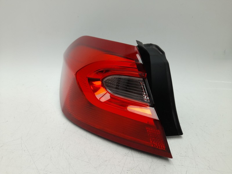 Recambio de piloto trasero izquierdo para ford fiesta vii (hj, hf) 1.0 ecoboost referencia OEM IAM  H1BB13405AH 103F10710771/160