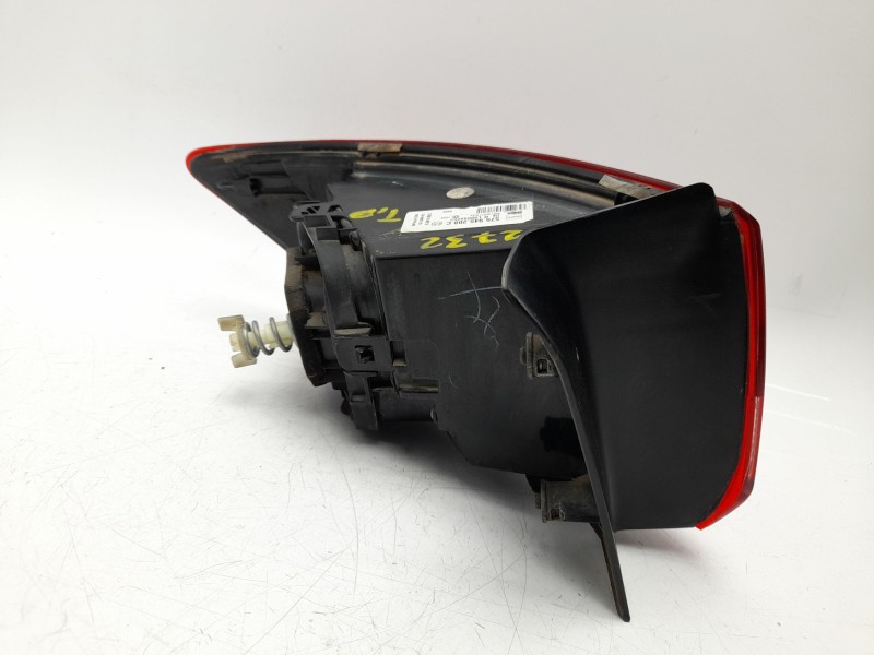 Recambio de piloto trasero derecho para seat ateca (kh7, khp) 1.6 tdi referencia OEM IAM  575945208C 