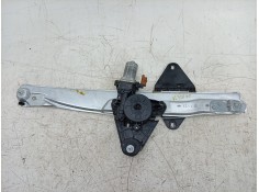 ELEVALUNAS DELANTERO DERECHO 807206015R 