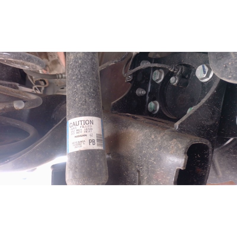 Recambio de amortiguador trasero derecho para nissan qashqai iii (j12) 1.5 vc-t referencia OEM IAM   