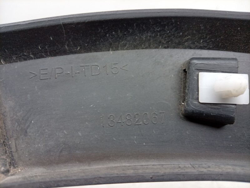 Recambio de aletin delantero izquierdo para opel crossland referencia OEM IAM 13482067 YQ009412XT 