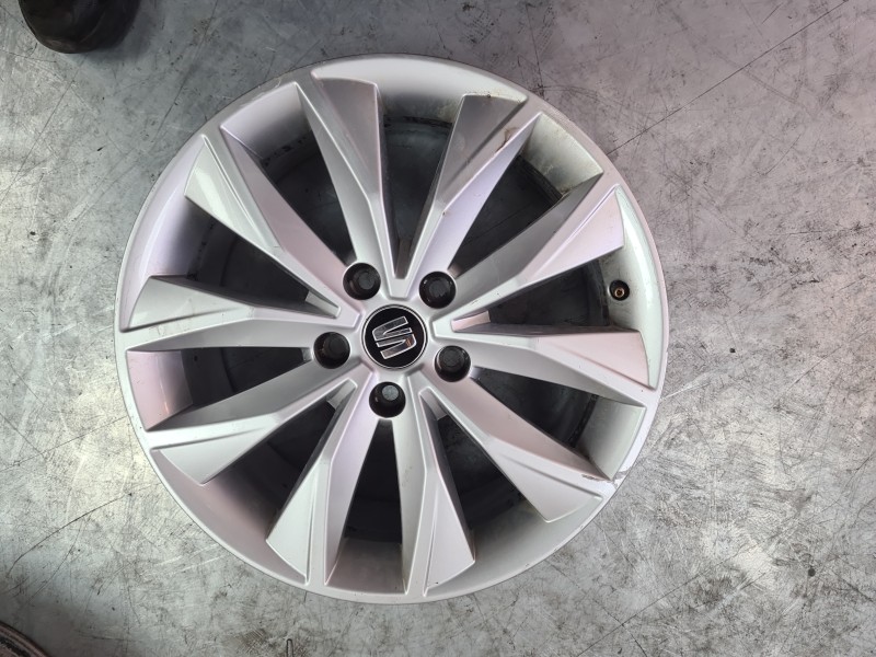 Recambio de llanta para seat ateca (kh7, khp) 1.6 tdi referencia OEM IAM  575601025M 