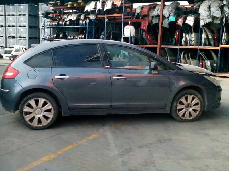 citroen c4 berlina del año 2005