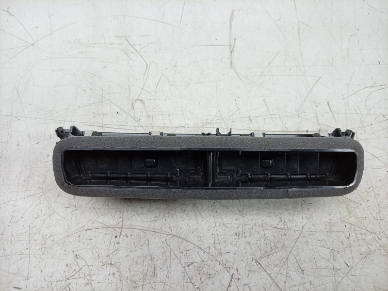 Recambio de aireador central para volkswagen t-roc (a11, d11) 2.0 tdi referencia OEM IAM  2GA819728 