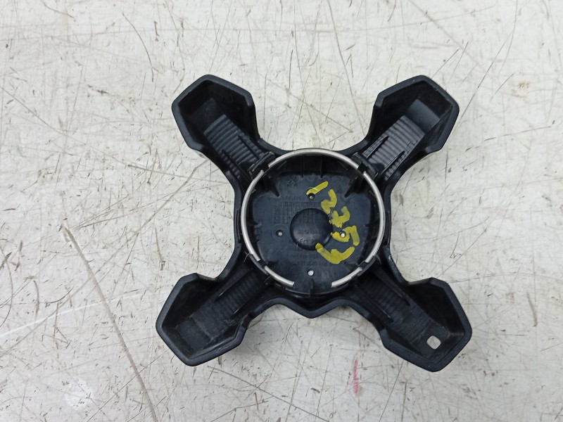 Recambio de tapacubos para peugeot 2008 allure hybrid 136 edcs6 referencia OEM IAM 9848313780 9848313880 