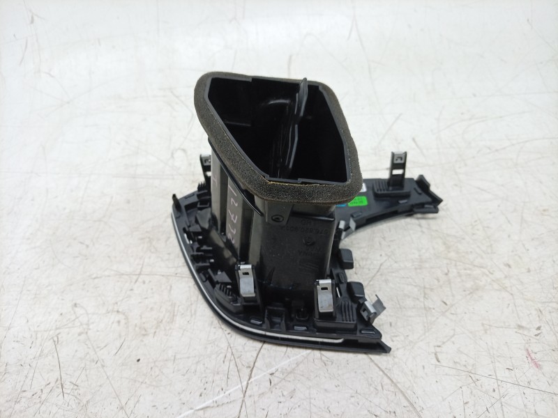 Recambio de aireador izquierdo para seat ateca (kh7, khp) 1.6 tdi referencia OEM IAM  576820901A 