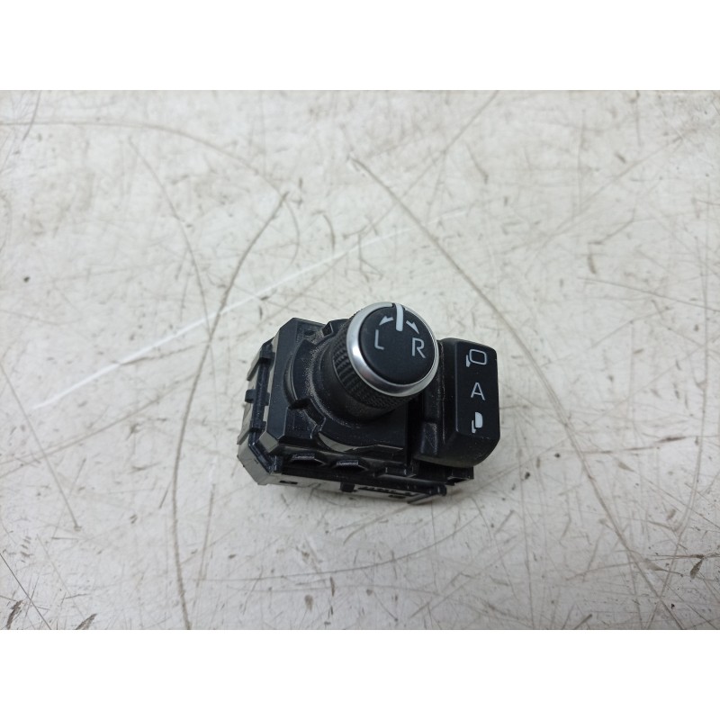 Recambio de mando retrovisor para toyota corolla hatchback (_e21_, _ea1_, _eh1_) 2.0 hybrid (mzeh12) referencia OEM IAM  8487202