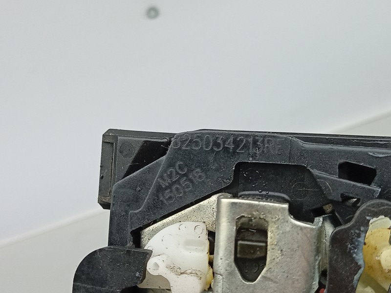 Recambio de cerradura puerta trasera izquierda para dacia sandero ii (b8_) 1.0 sce 75 (b8jc, b8jd) referencia OEM IAM  825034213