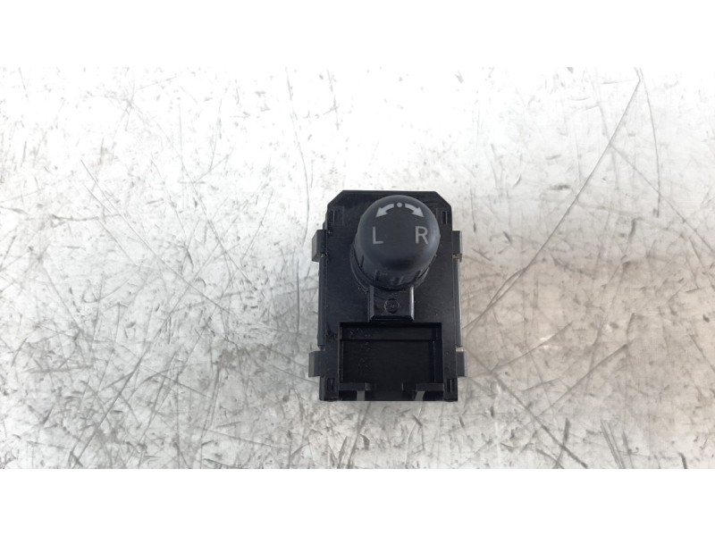Recambio de mando retrovisor para nissan pulsar (c13) acenta referencia OEM IAM 255701AA0A  