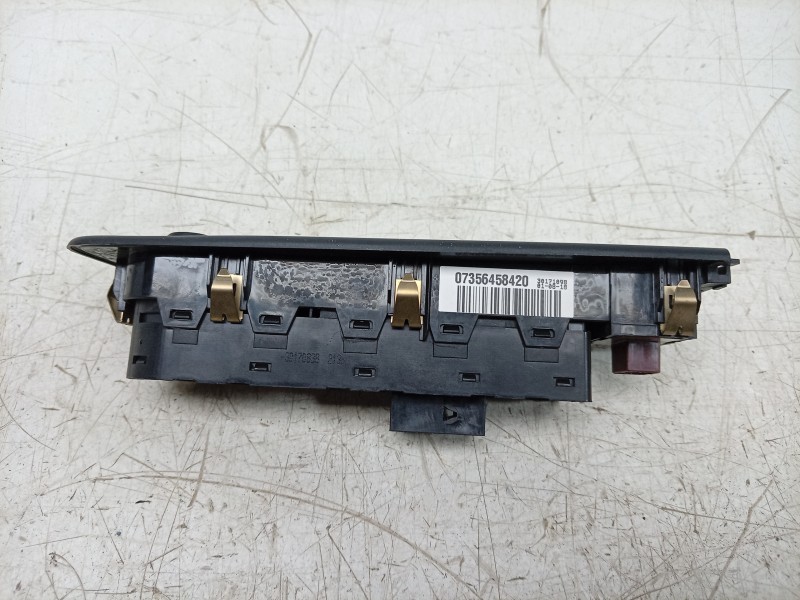 Recambio de mando elevalunas delantero izquierdo para jeep renegade suv (bu, b1, bv) 1.6 crd referencia OEM IAM  07356458440 