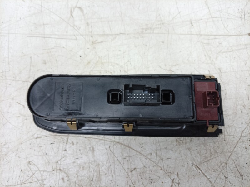 Recambio de mando elevalunas delantero izquierdo para jeep renegade suv (bu, b1, bv) 1.6 crd referencia OEM IAM  07356458440 