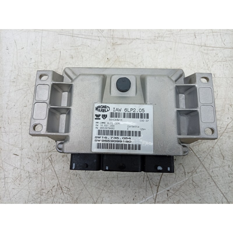 Recambio de centralita motor uce para citroën c4 i (lc_) 1.4 16v referencia OEM IAM 9659099180 9653979480 