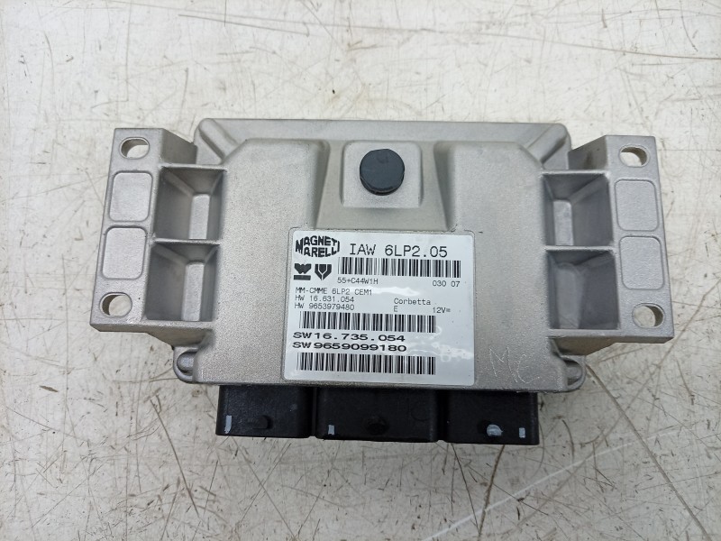 Recambio de centralita motor uce para citroën c4 i (lc_) 1.4 16v referencia OEM IAM 9659099180 9653979480 