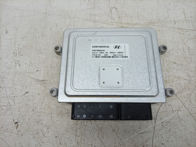 Recambio de centralita motor uce para hyundai kona (os, ose, osi) 1.6 gdi hybrid referencia OEM IAM A3C0790280101 954412BEE0 
