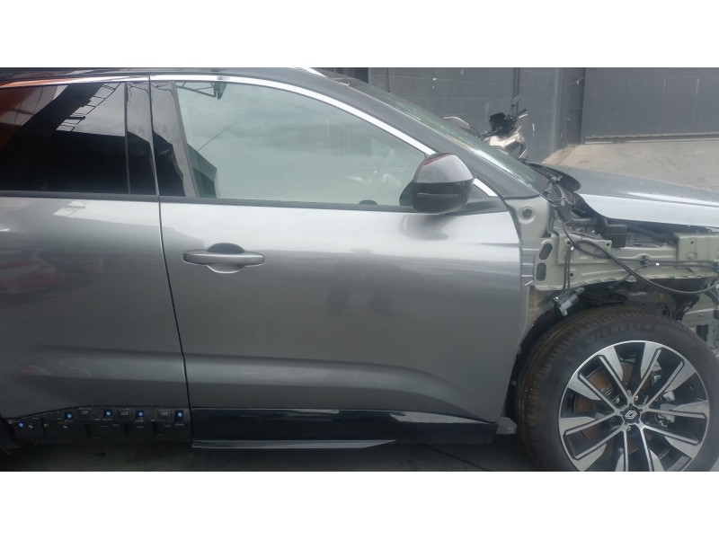 Recambio de puerta delantera derecha para renault austral tce 130 referencia OEM IAM   