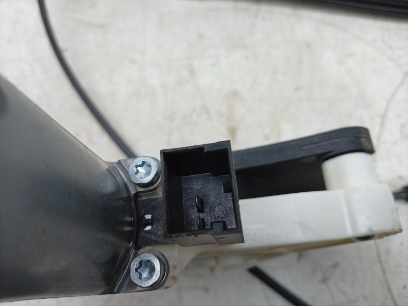 Recambio de elevalunas trasero izquierdo para porsche cayenne coupe (9yb) e-hybrid referencia OEM IAM  9Y0839461C 