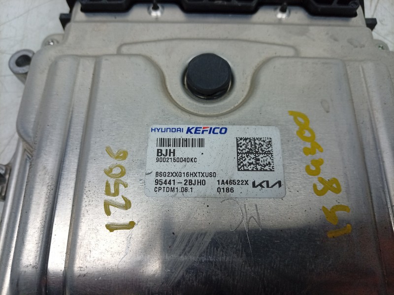 Recambio de centralita cambio automatico para kia niro ii (sg2) 1.6 gdi hybrid referencia OEM IAM  954412BJH0 