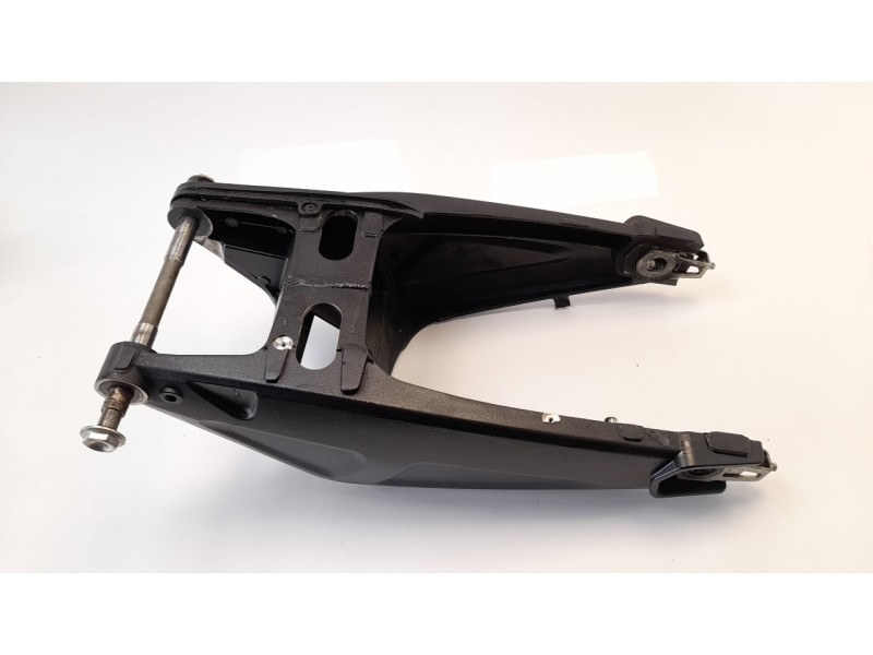 Recambio de puente trasero para ducati monster 696 referencia OEM IAM 37011153A  