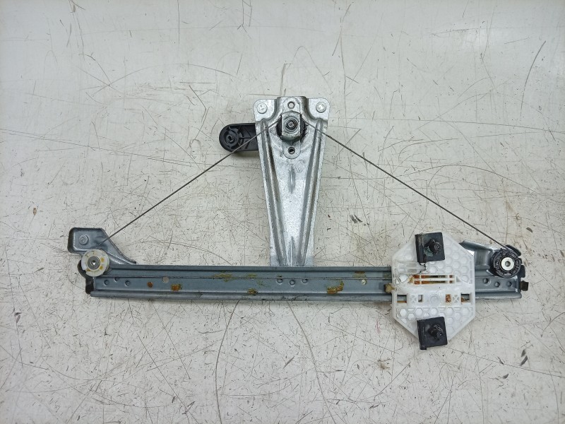 Recambio de elevalunas trasero izquierdo para dacia sandero ii (b8_) 1.0 sce 75 (b8jc, b8jd) referencia OEM IAM  827217198R 