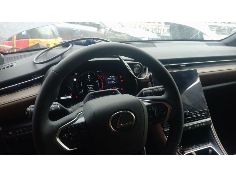 lexus lbx del año 2025