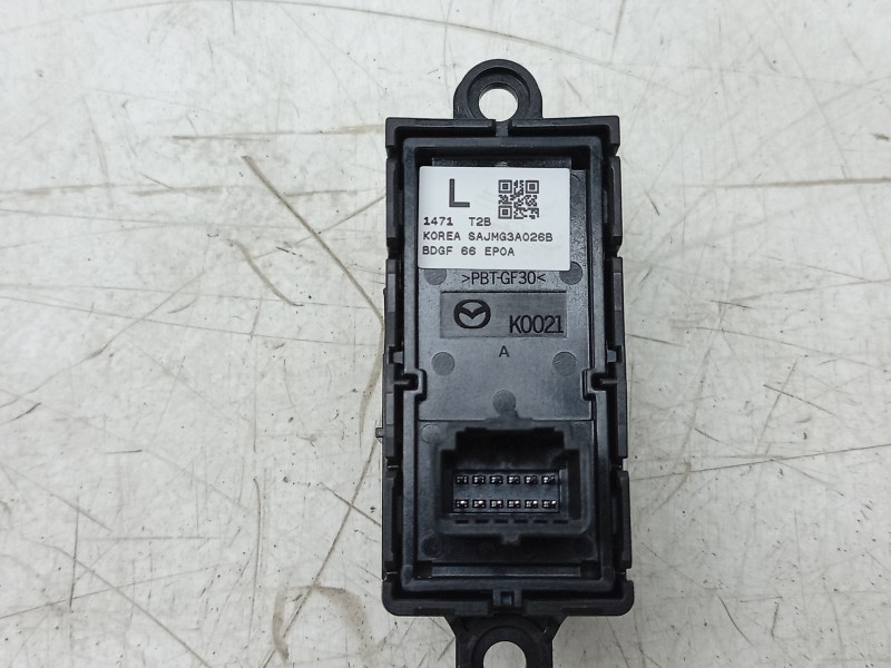 Recambio de palanca freno para mazda 3 hatchback (bp) 2.0 skyactiv-g m hybrid referencia OEM IAM  BDGF66EP0A 