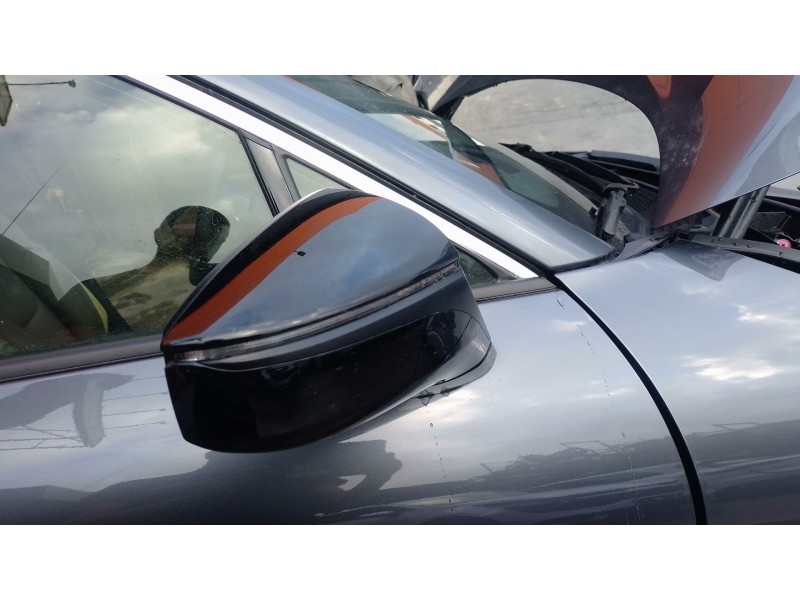 Recambio de retrovisor derecho para lexus lbx referencia OEM IAM   