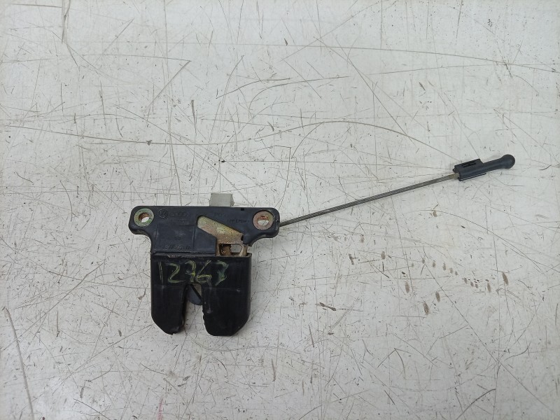 Recambio de cerradura maletero / porton para seat toledo ii (1m2) 1.9 tdi referencia OEM IAM  8D5827505D 