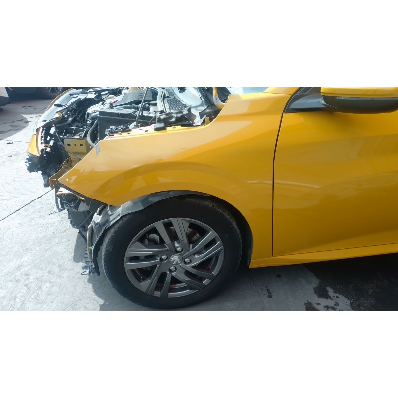 Recambio de aleta delantera izquierda para peugeot 208 ii (ub_, up_, uw_, uj_) 1.2 puretech 100 referencia OEM IAM   