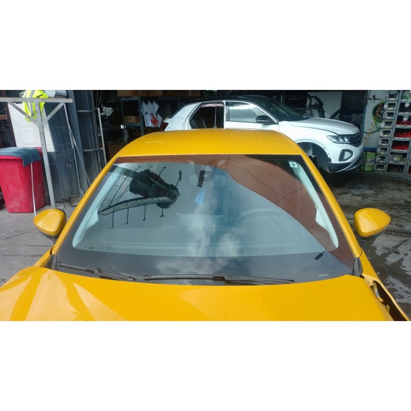 Recambio de parabrisas para peugeot 208 ii (ub_, up_, uw_, uj_) 1.2 puretech 100 referencia OEM IAM   