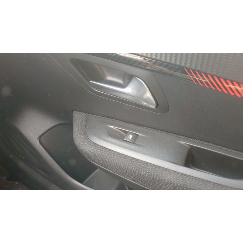 Recambio de mando elevalunas delantero derecho para peugeot 208 ii (ub_, up_, uw_, uj_) 1.2 puretech 100 referencia OEM IAM   
