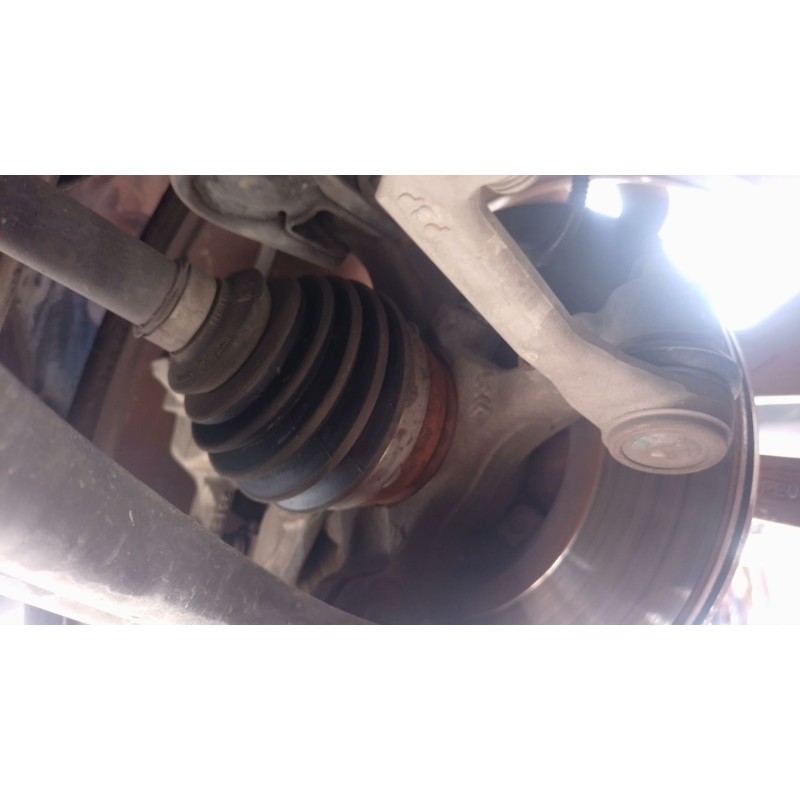 Recambio de mangueta delantera derecha para peugeot 208 ii (ub_, up_, uw_, uj_) 1.2 puretech 100 referencia OEM IAM   