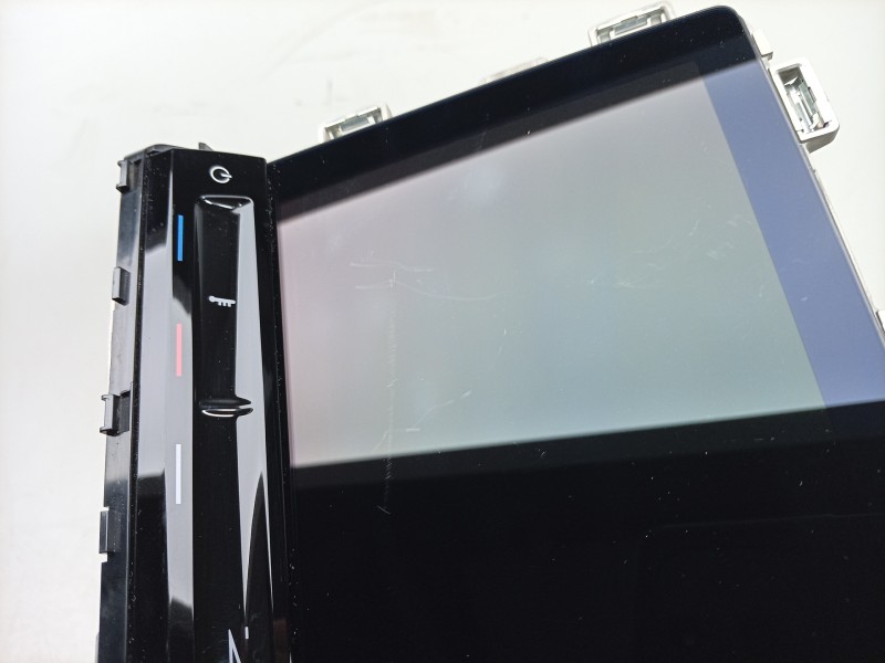 Recambio de pantalla multifuncion para volkswagen golf viii variant (cg5, db5) 2.0 tdi referencia OEM IAM  5H0035869B 
