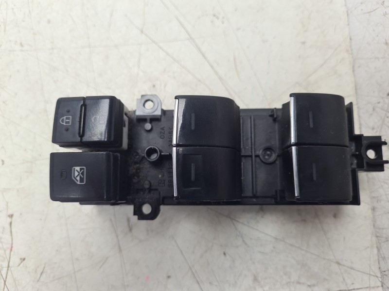 Recambio de mando elevalunas delantero izquierdo para toyota corolla sedán (_e21_) 1.8 vvti hybrid (zwe211, mzea12) referencia O