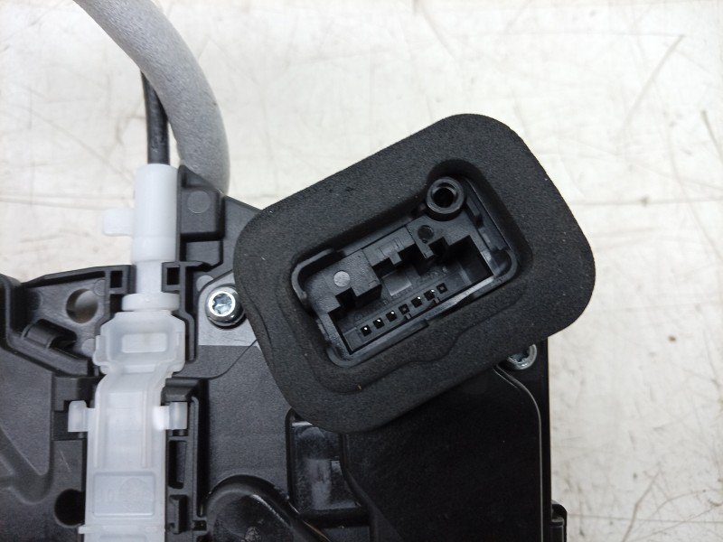 Recambio de cerradura puerta trasera derecha para volkswagen t-roc (a11, d11) 1.0 tsi referencia OEM IAM  3J0839016 