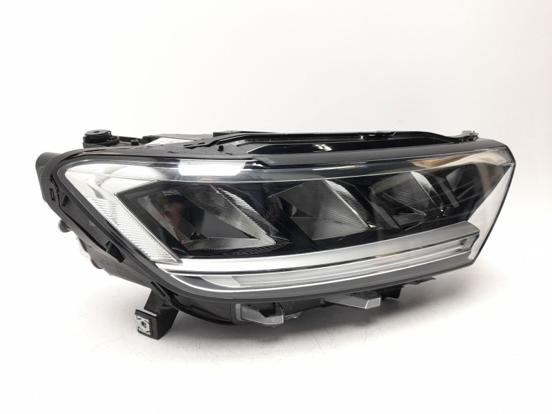 Recambio de faro derecho para volkswagen t-roc (a11, d11) 1.0 tsi referencia OEM IAM  2GA941006F 2481018