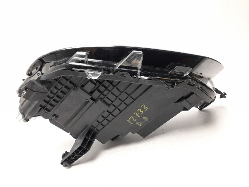 Recambio de faro derecho para volkswagen t-roc (a11, d11) 1.0 tsi referencia OEM IAM  2GA941006F 2481018
