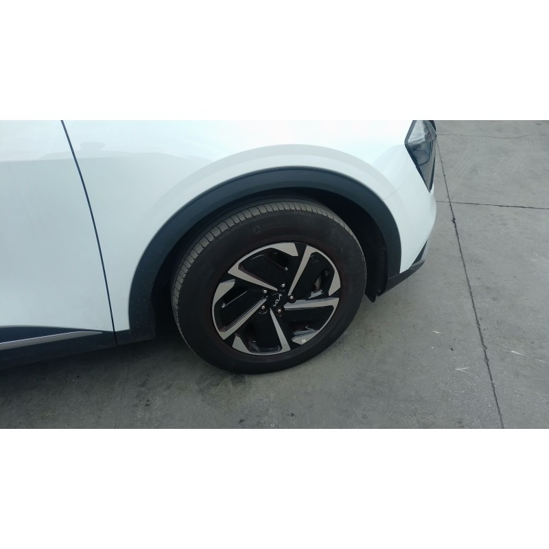 Recambio de aletin delantero derecho para kia sportage 1.6 t-gdi 160 cv referencia OEM IAM   