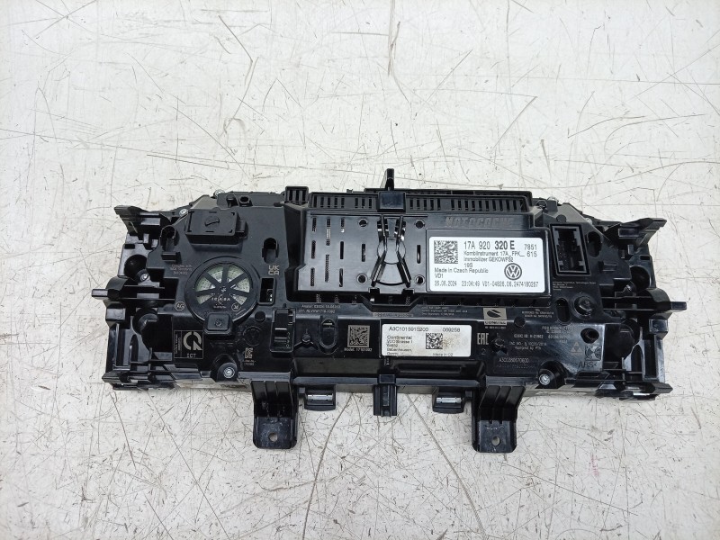 Recambio de cuadro instrumentos para volkswagen t-roc (a11, d11) 2.0 tdi referencia OEM IAM A3C1015910200 17A920320E 