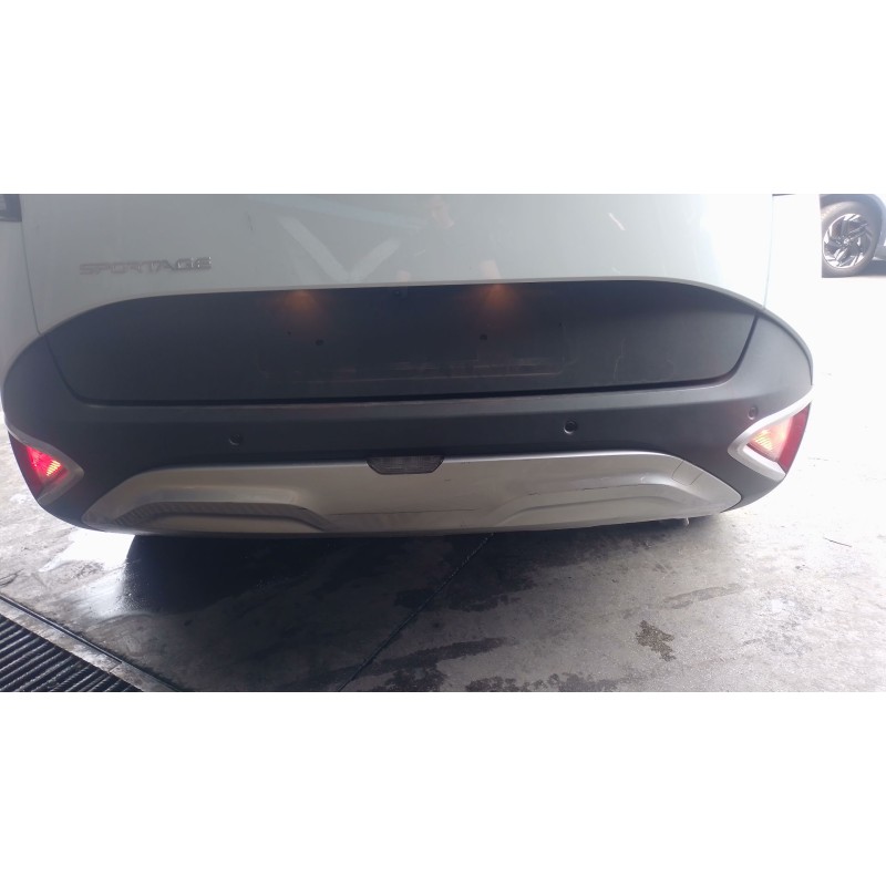 Recambio de paragolpes trasero para kia sportage 1.6 t-gdi 160 cv referencia OEM IAM   