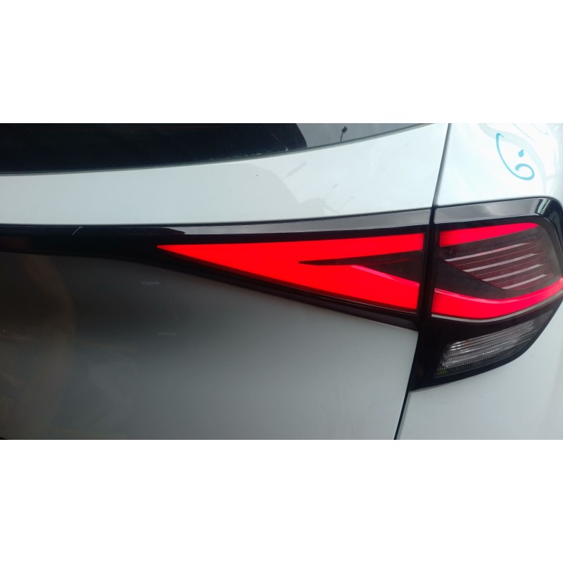 Recambio de piloto trasero derecho interior para kia sportage 1.6 t-gdi 160 cv referencia OEM IAM   