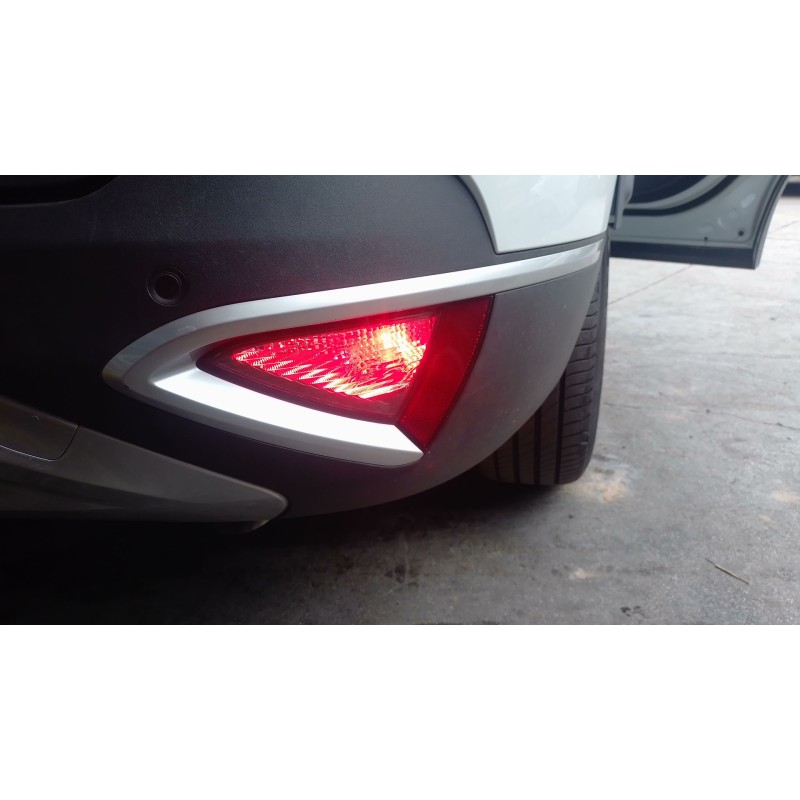 Recambio de piloto trasero derecho paragolpes para kia sportage 1.6 t-gdi 160 cv referencia OEM IAM   