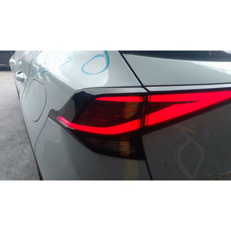 Recambio de piloto trasero izquierdo para kia sportage 1.6 t-gdi 160 cv referencia OEM IAM   