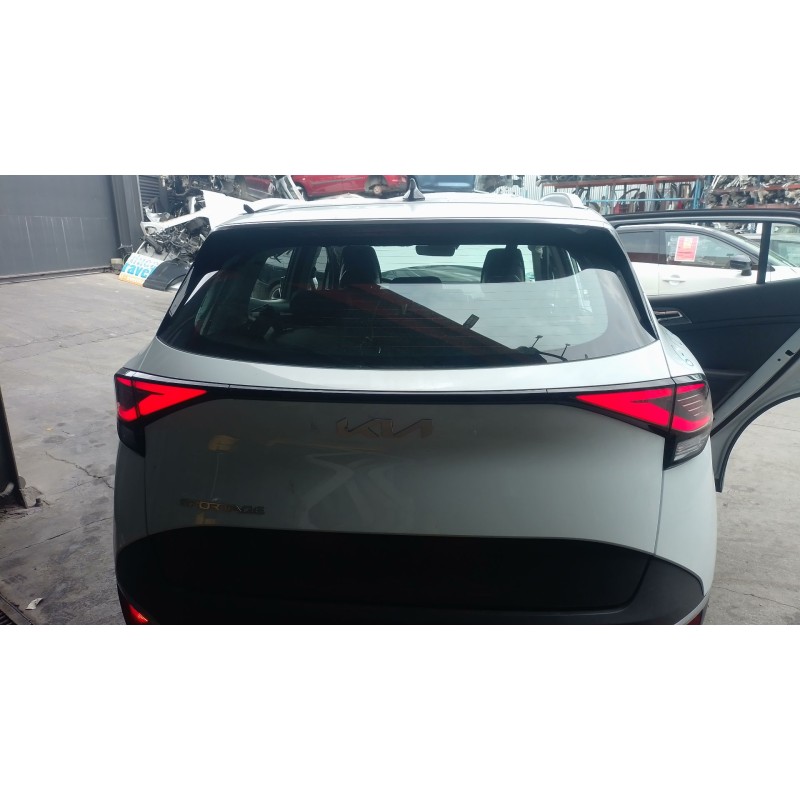 Recambio de porton trasero para kia sportage 1.6 t-gdi 160 cv referencia OEM IAM   