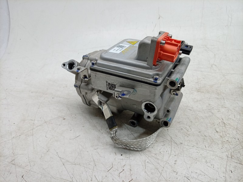 Recambio de compresor aire acondicionado para dacia spring referencia OEM IAM  926001217R 