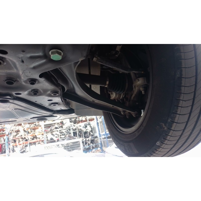 Recambio de brazo suspension inferior delantero derecho para kia sportage 1.6 t-gdi 160 cv referencia OEM IAM   